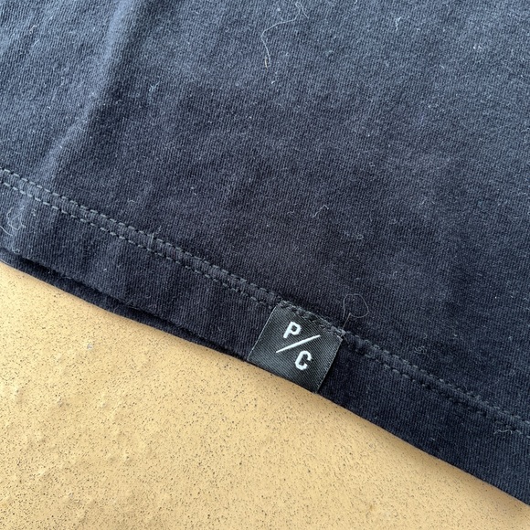 Toronto Vs Everybody Shirt - Picture 4 of 4